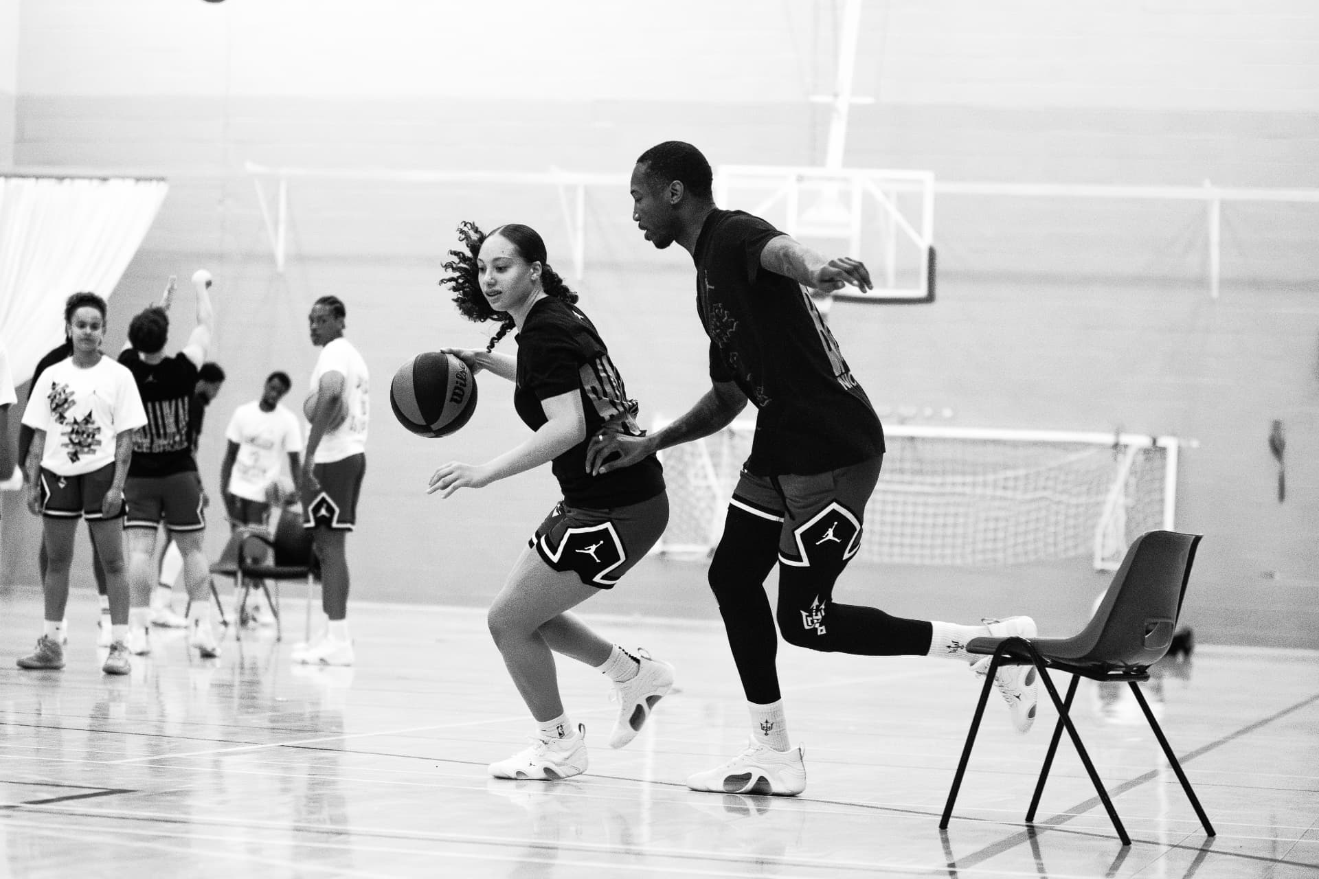 Kofi Josephs defending a player during a Why Not I basketball workout